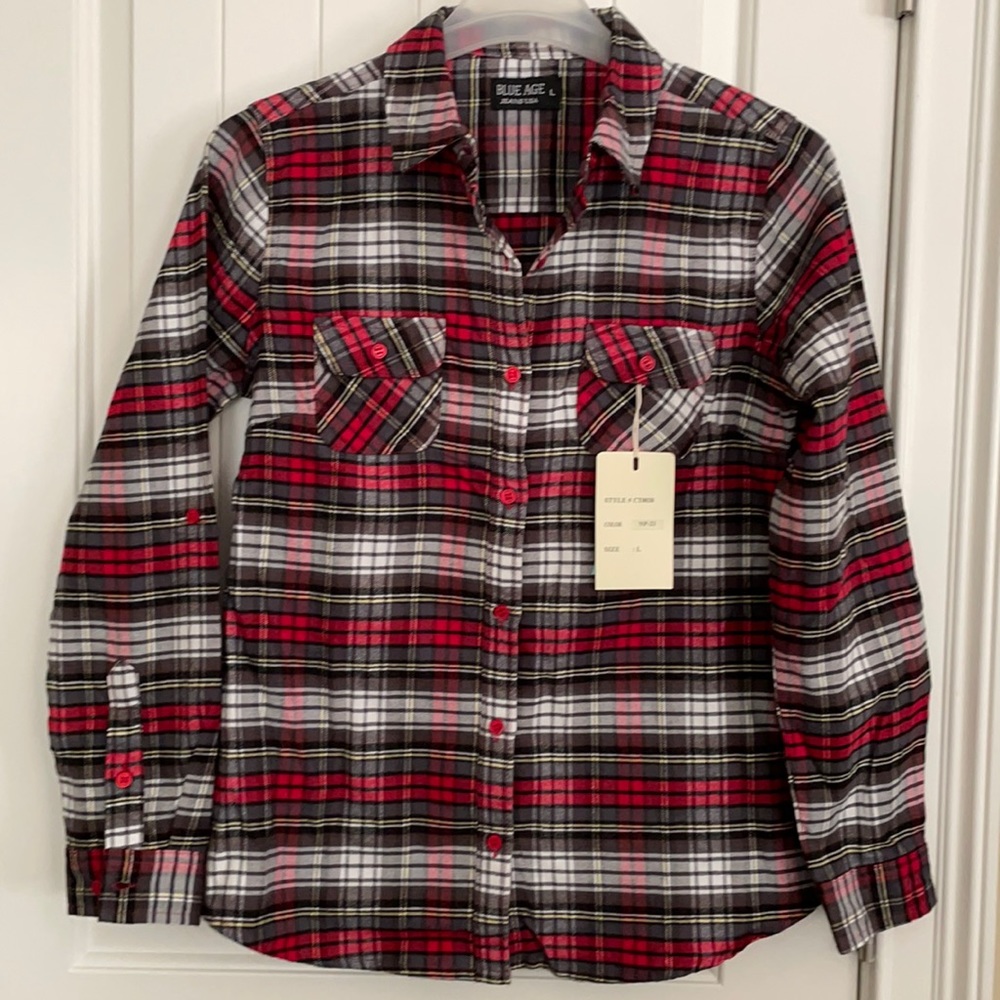 Red & gray plaid flannel long to 3/4 sleeve Size L